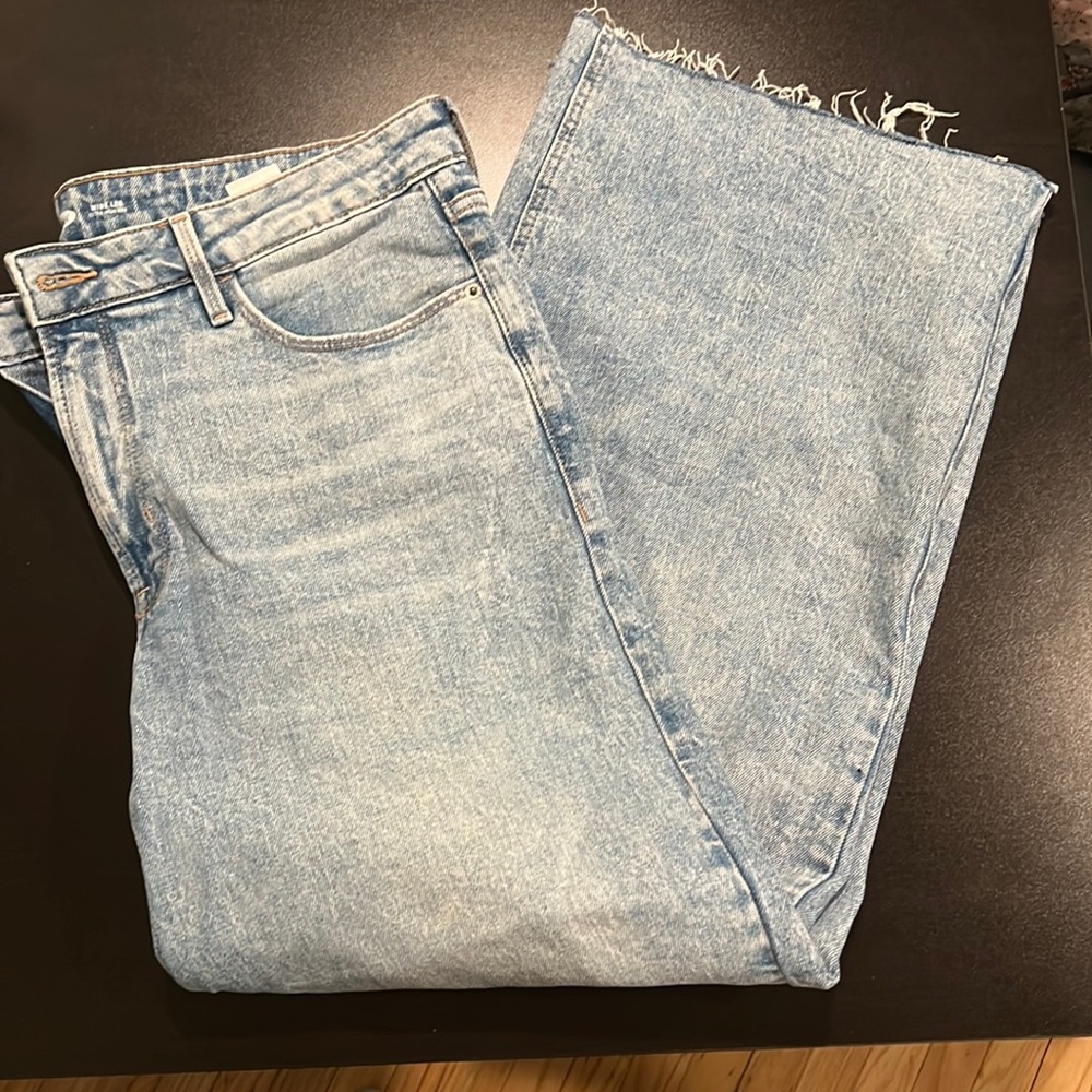 Wide Leg Light Wash Old Navy Jean
